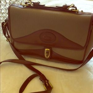 Dooney & Bourke handbag!!